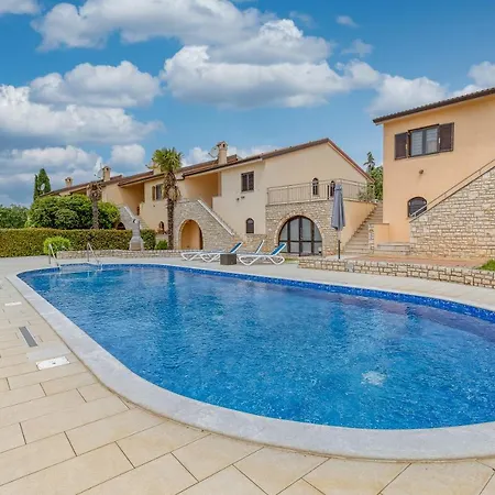 Holiday home Pool House Kristina Near Porec - Happy Labinci